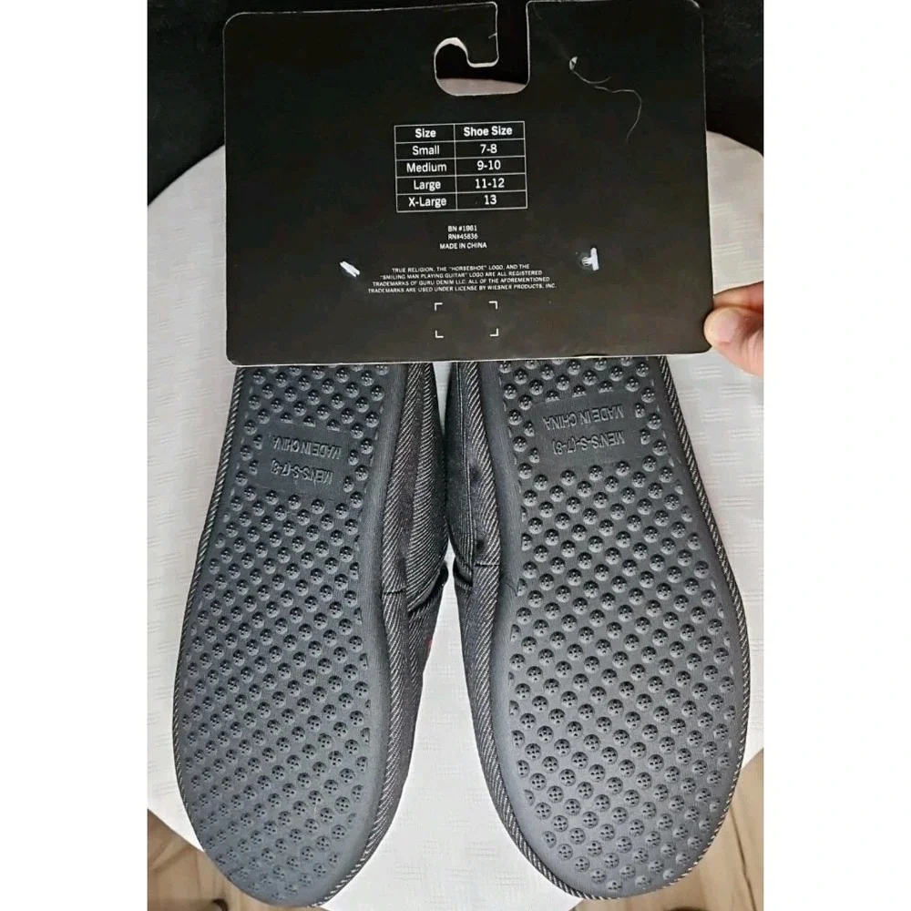 True Religion Denim Black Red Logo ‎ Men's Shoes Slippers Size Small (7-8)